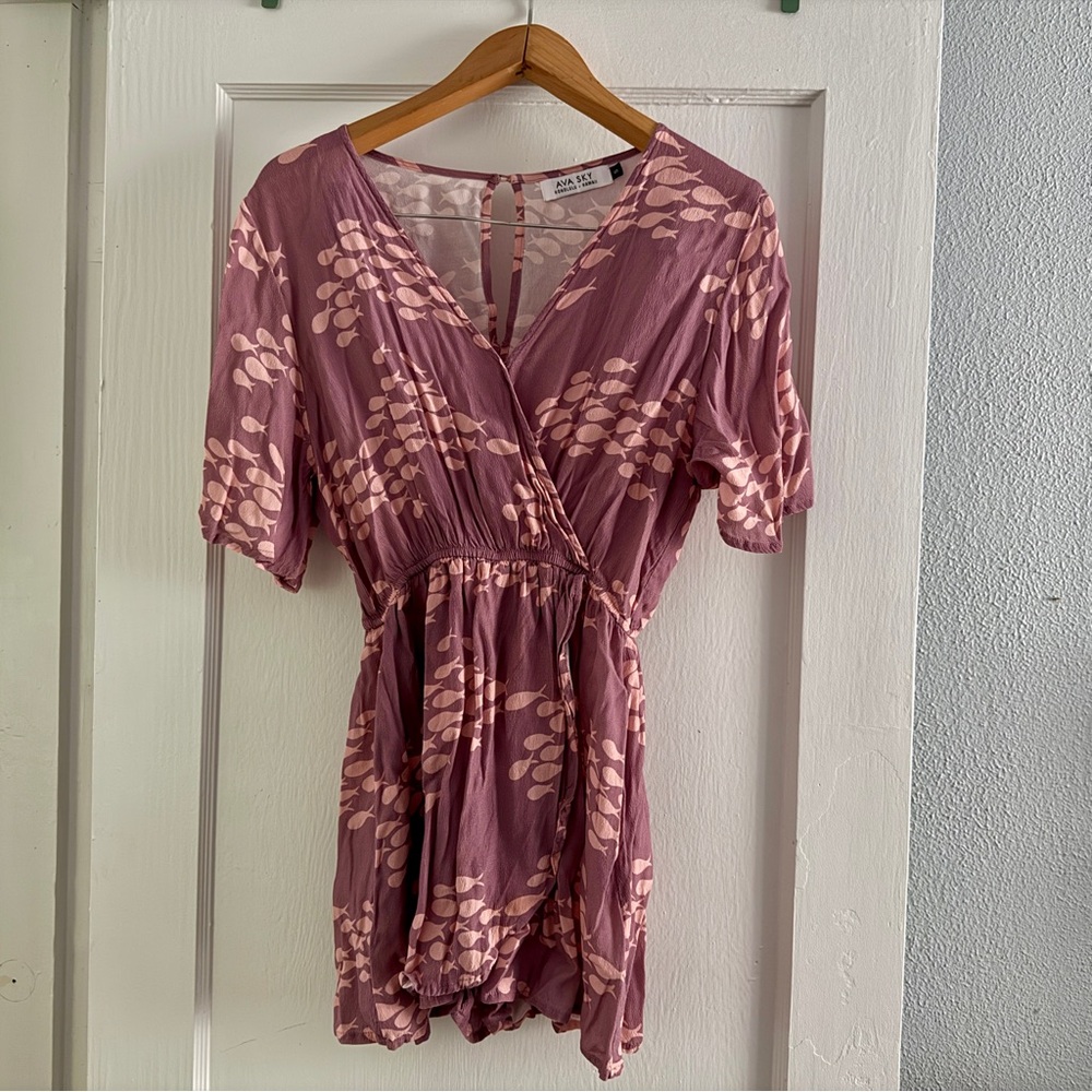 ✨SOLD✨Mauve Fis Remy Romper
